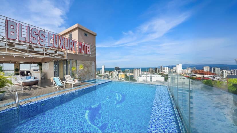 Bliss Luxury Hotel — roof