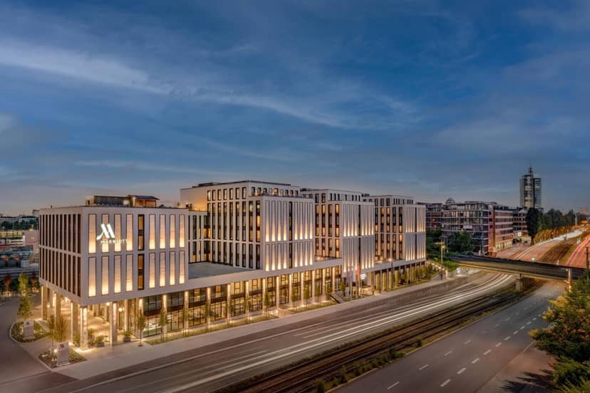 Munich Marriott Hotel City West — building