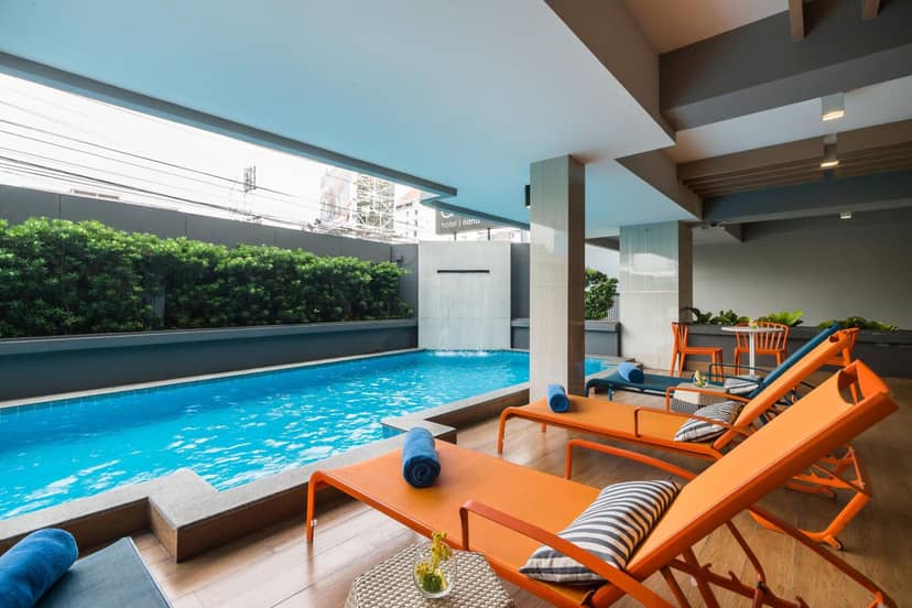 Alt Hotel Nana by UHG -Nearby Benjakitti Park & Queen Sirikit National Convention Center — recepcion & lobby