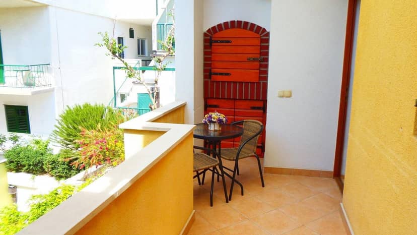 Apartments Bor
