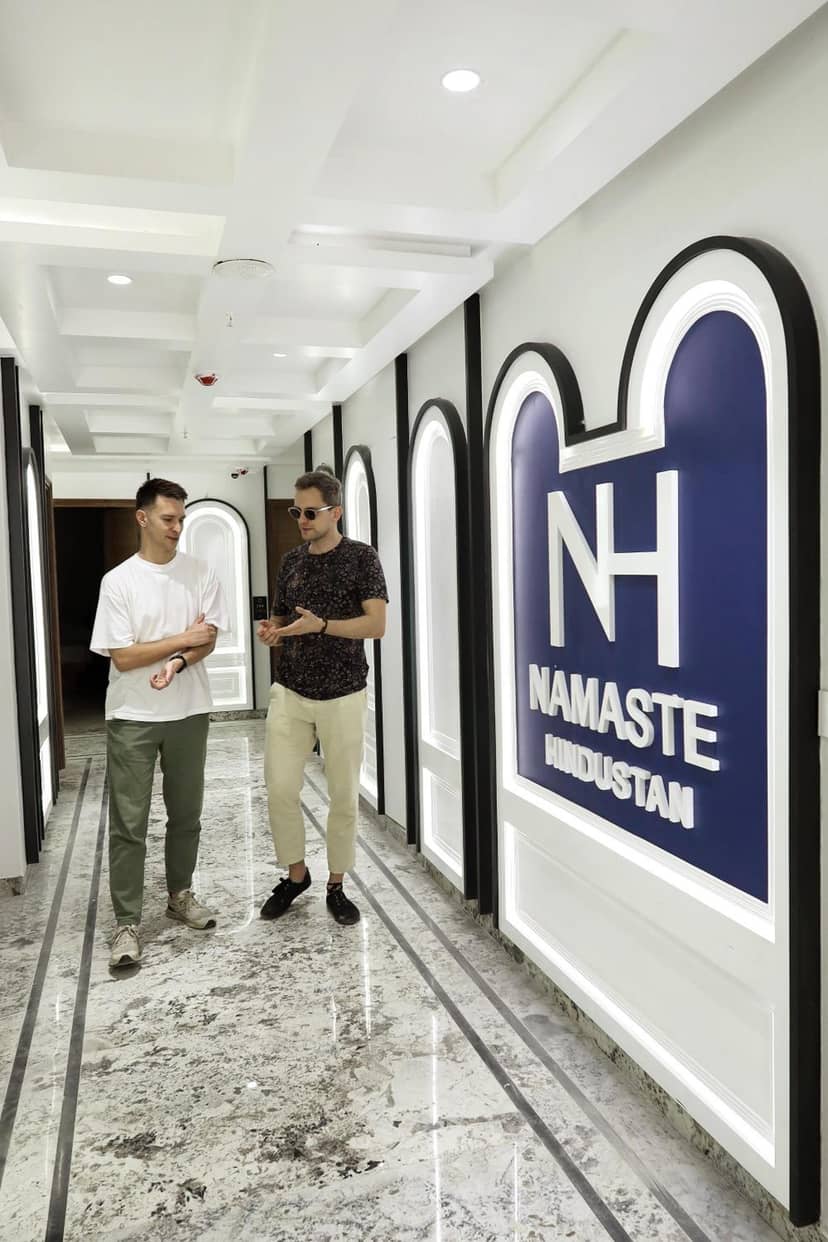 Hotel Namaste Hindustan Just a Minute Away From New Delhi Railway Station and Connaught place — human