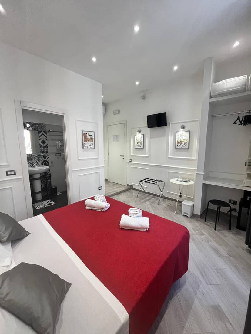 Domus Giordano — hotel room