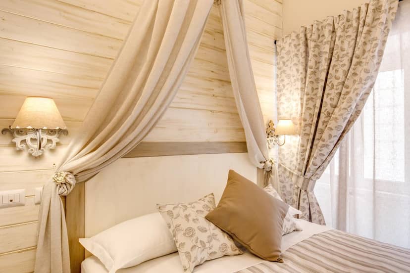 Casa Tua Vaticano Guest House — hotel room