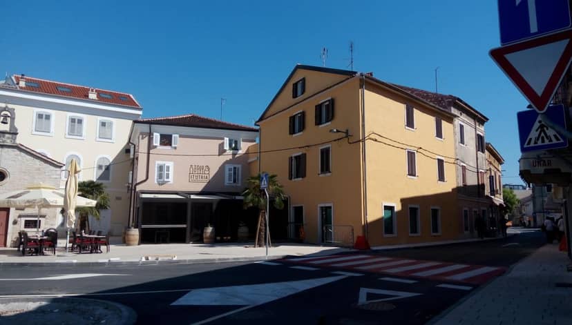 Apartment Nika — building