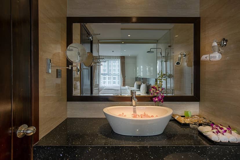 Sofia Suite Hotel & Spa Da Nang - Free 01 Draught Beer and 20-minute Spa per Room