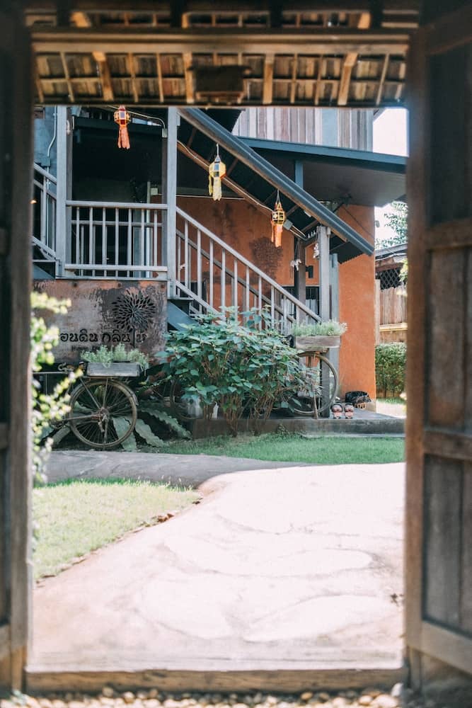Hueandin Klinmai Boutique Hotel — building