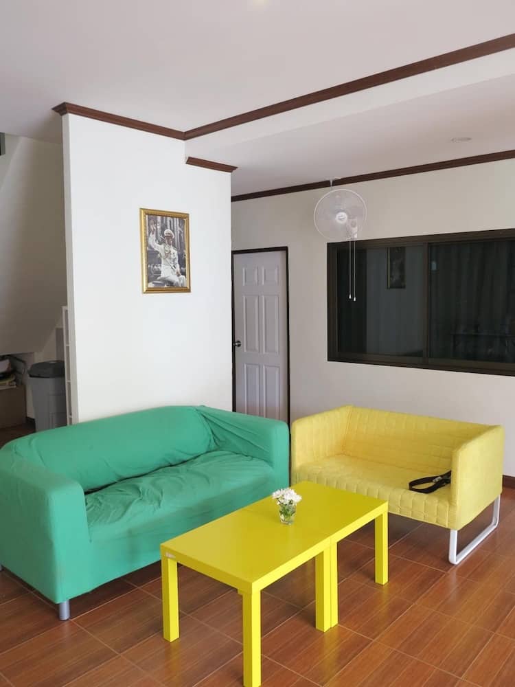 Pro Chill Krabi Guesthouse — lounge