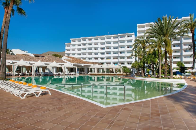 Iberostar Waves Ciudad Blanca — recepcion & lobby