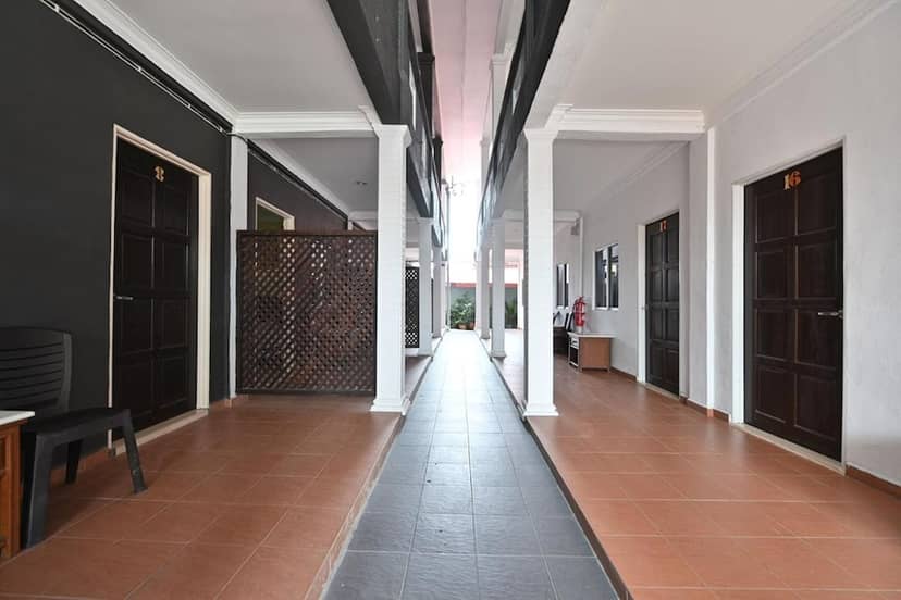 Langkawi Tok Jah Guest House Pantai Cenang — building