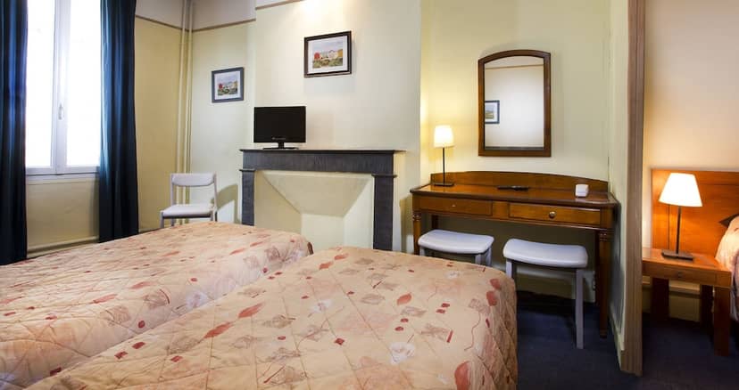 Hotel Sylvabelle — hotel room