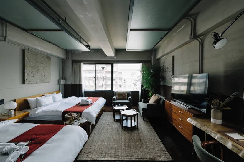 HOTEL Inc.
