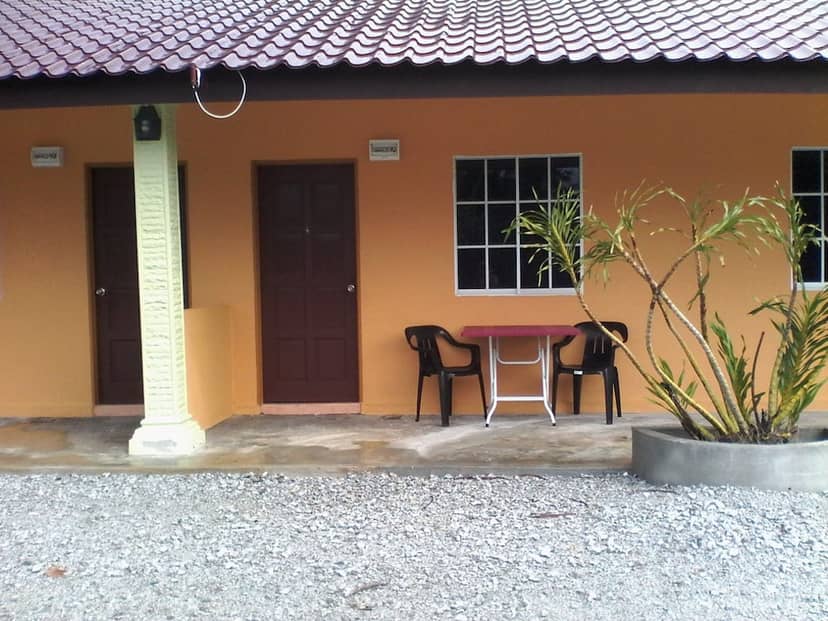Collection O Langkawi Near Pantai Cenang formerly Tokman Inn — building