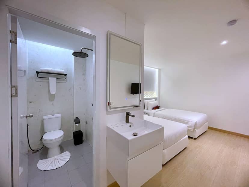 Arawana Express Sukhumvit 22 — hotel room
