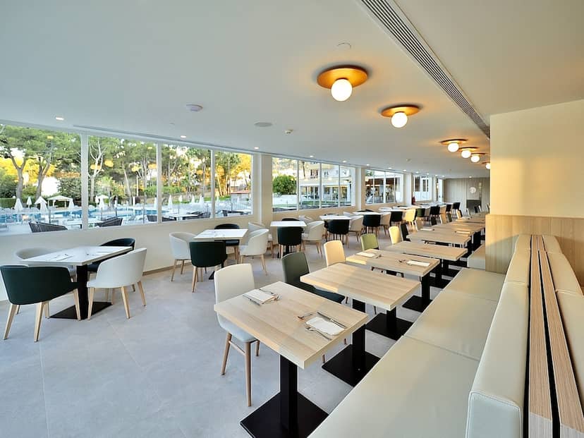 BQ Belvedere Hotel