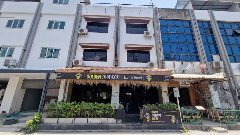 Golden Monkey Samui — building