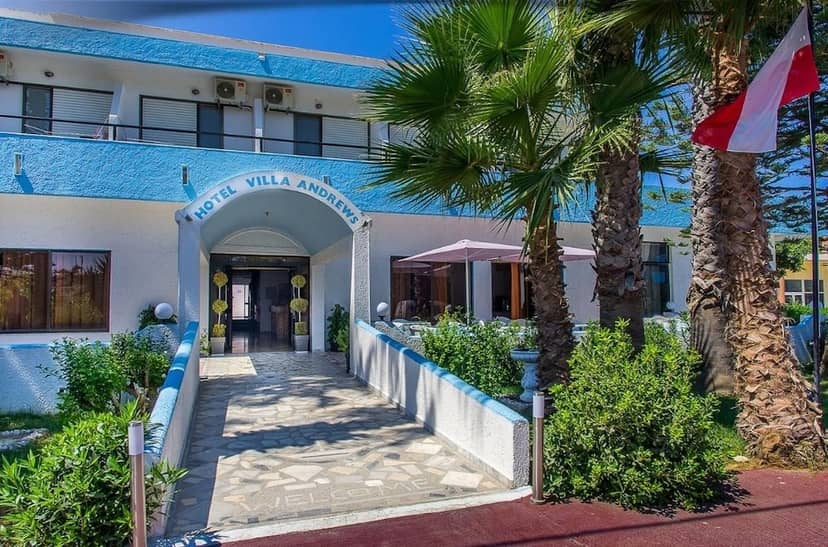 Villa Andrews Hotel — building