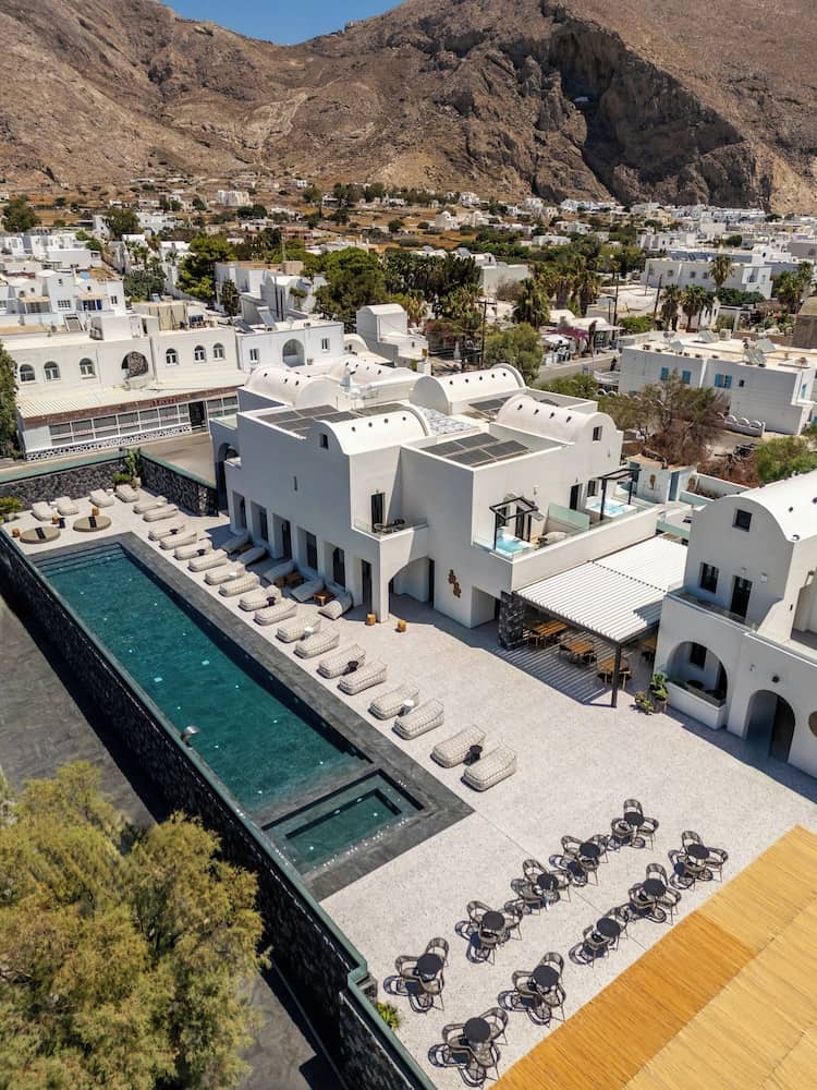 Santo Mangata Boutique Hotel & Spa - Adults Only — building