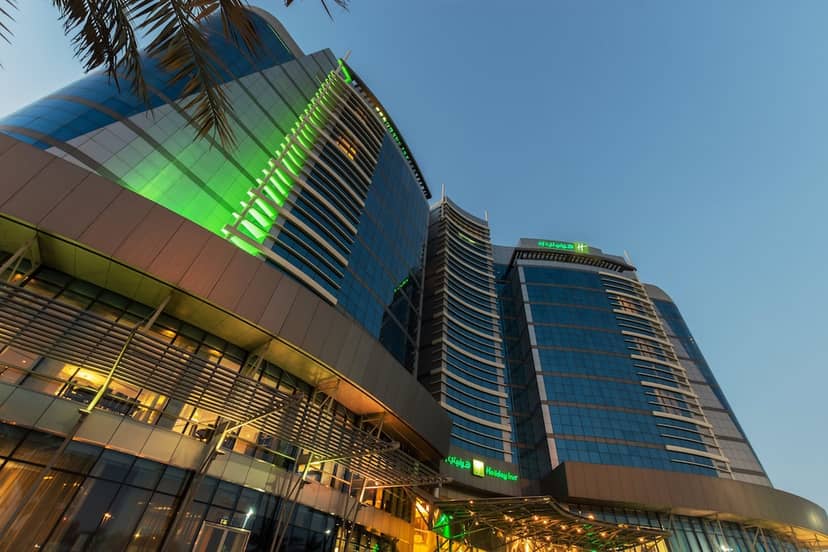 Holiday Inn Abu Dhabi by IHG — building