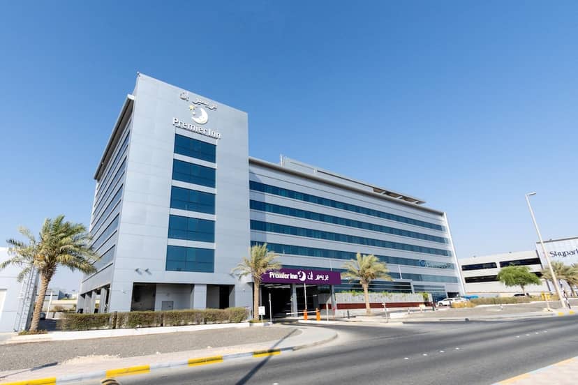 Premier Inn Abu Dhabi Airport (Business Park) — building