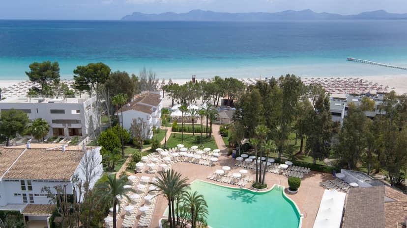Iberostar Waves Ciudad Blanca — recepcion & lobby