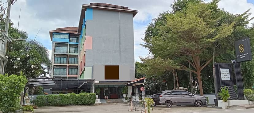 Stay Resort Pattaya — building