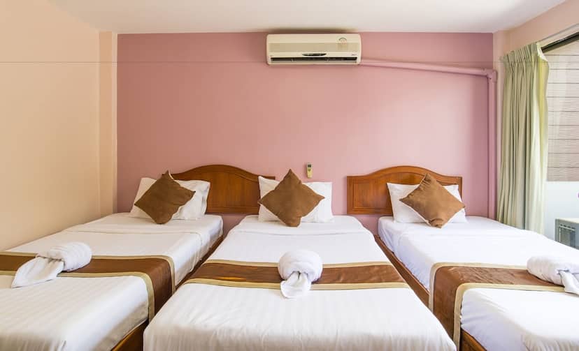 Mukanda Residence — bedroom