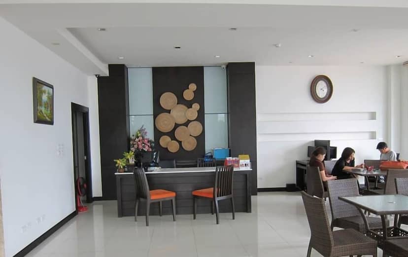 The White Pearl Hotel — recepcion & lobby