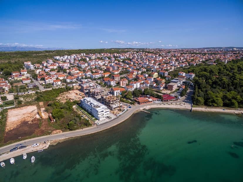 Apartments Davorka — building