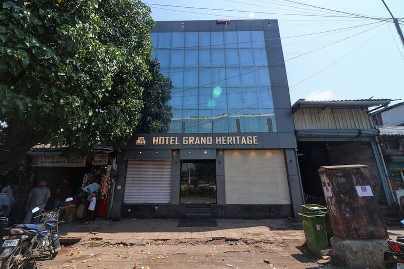 FabHotel Grand Heritage — building