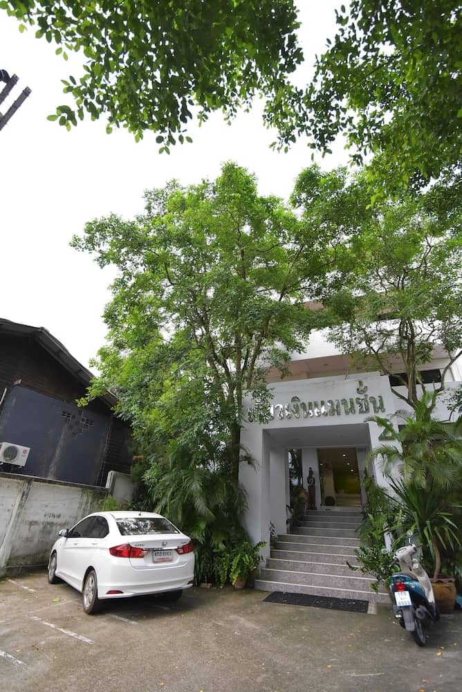Kyongean Mansion 2 — building