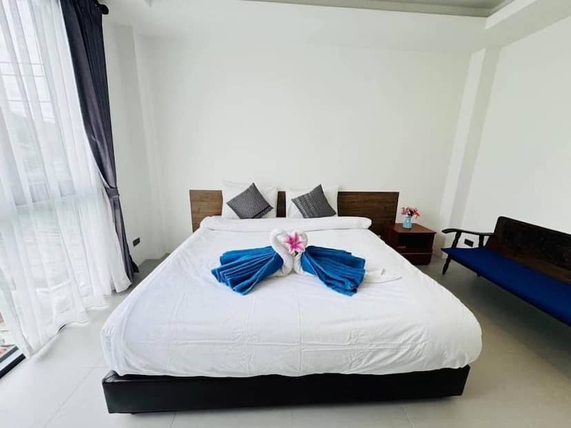Rockstar Beach Apartments — bedroom