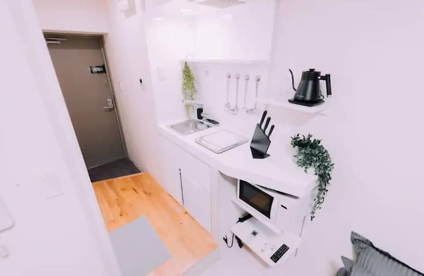Minimalist Loft 501 — kitchen