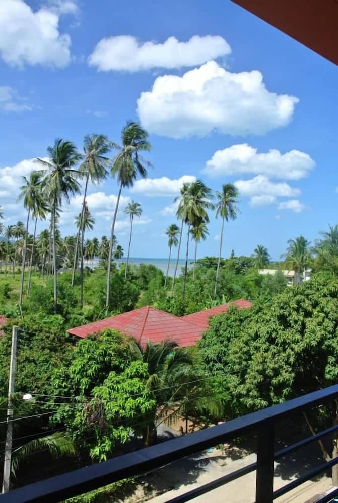 Samui Natien Village — balance & terrace