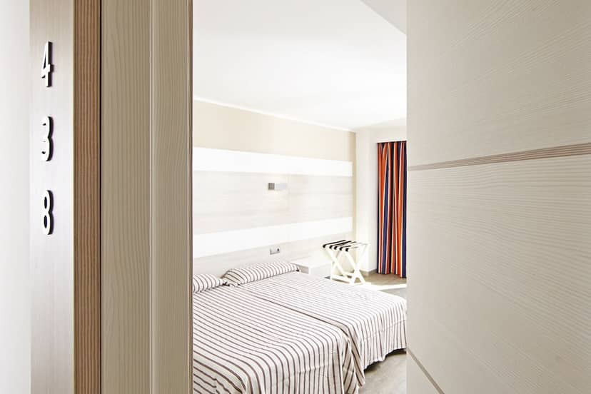 AHOI! Urban Beach Hotel — hotel room