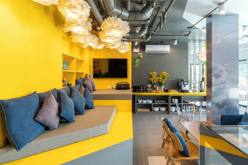 Sleep Mai Airport Lifestyle Hotel — dining