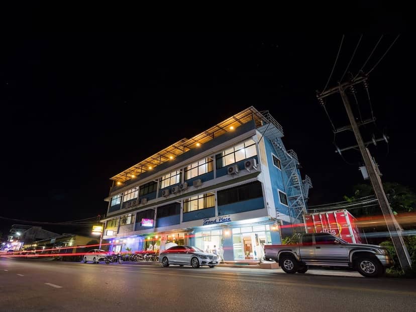 Krabi Grand Place Hotel
