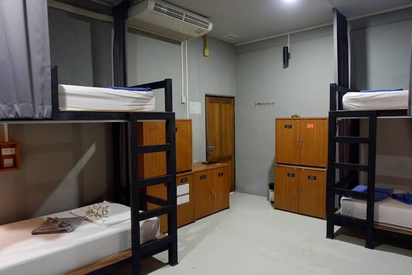 Leisure Hostel