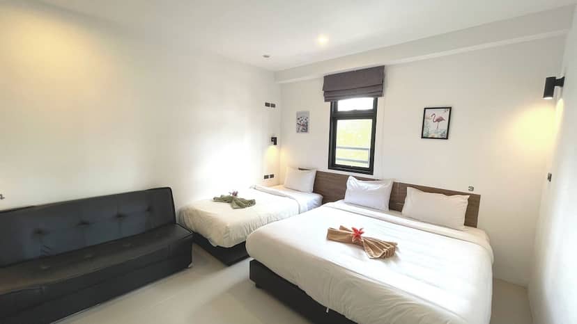Rockstar Beach Apartments — bedroom