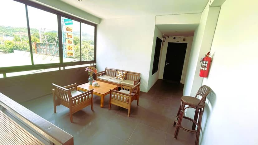 Rockstar Beach Apartments — balance & terrace