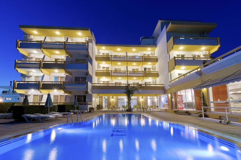 Trianta Hotel Apartments — building