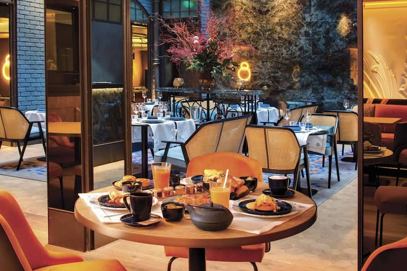 La Demeure Montaigne — dining