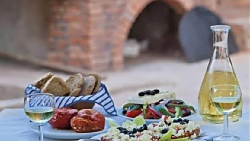 Tersanas Village Apartments — dining