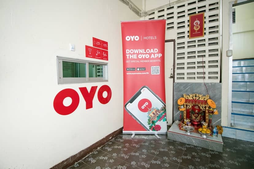 OYO 525 MRT Phetkasem 48 Place