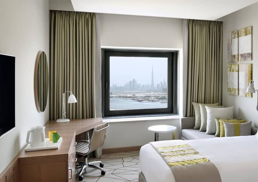 Holiday Inn & Suites Dubai Festival City by IHG — hotel room